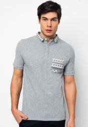 Polo with printed collar